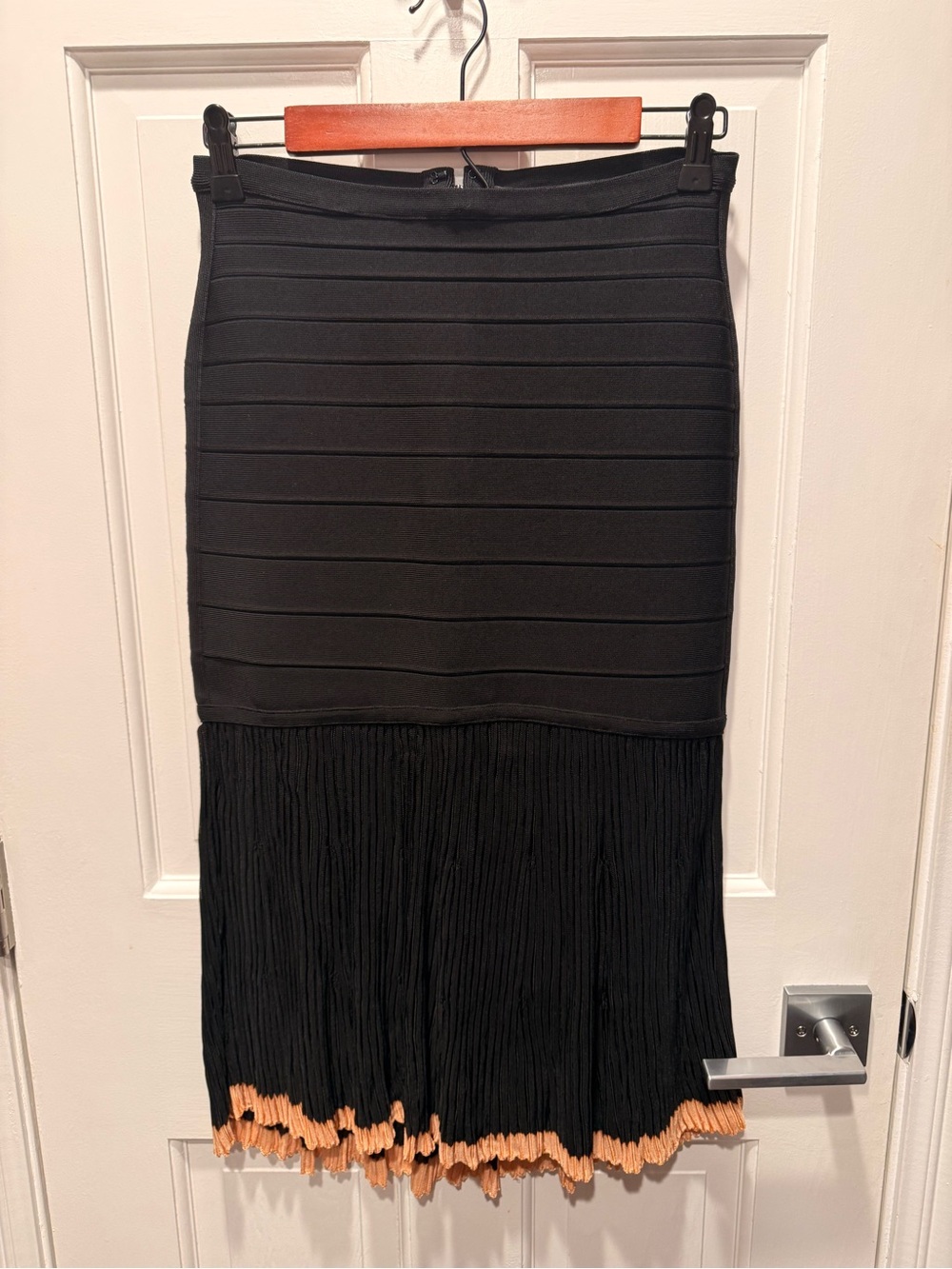 Hervé Léger by Max Azria Vintage Black Drop-Waist Pleated Midi Skirt